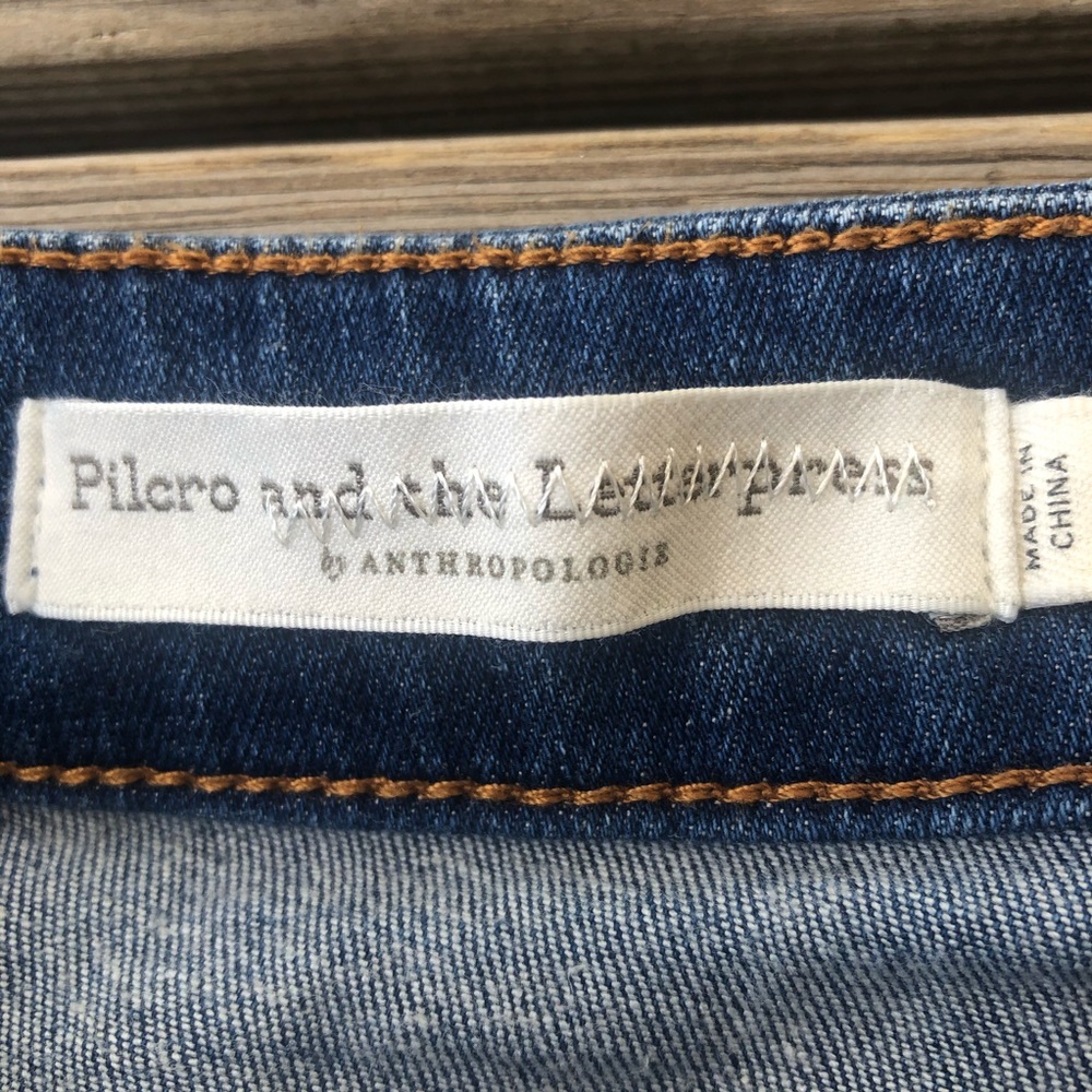 SOLD Pilcro & the Letterpress High Rise Flare Jean - Picture 4 of 9